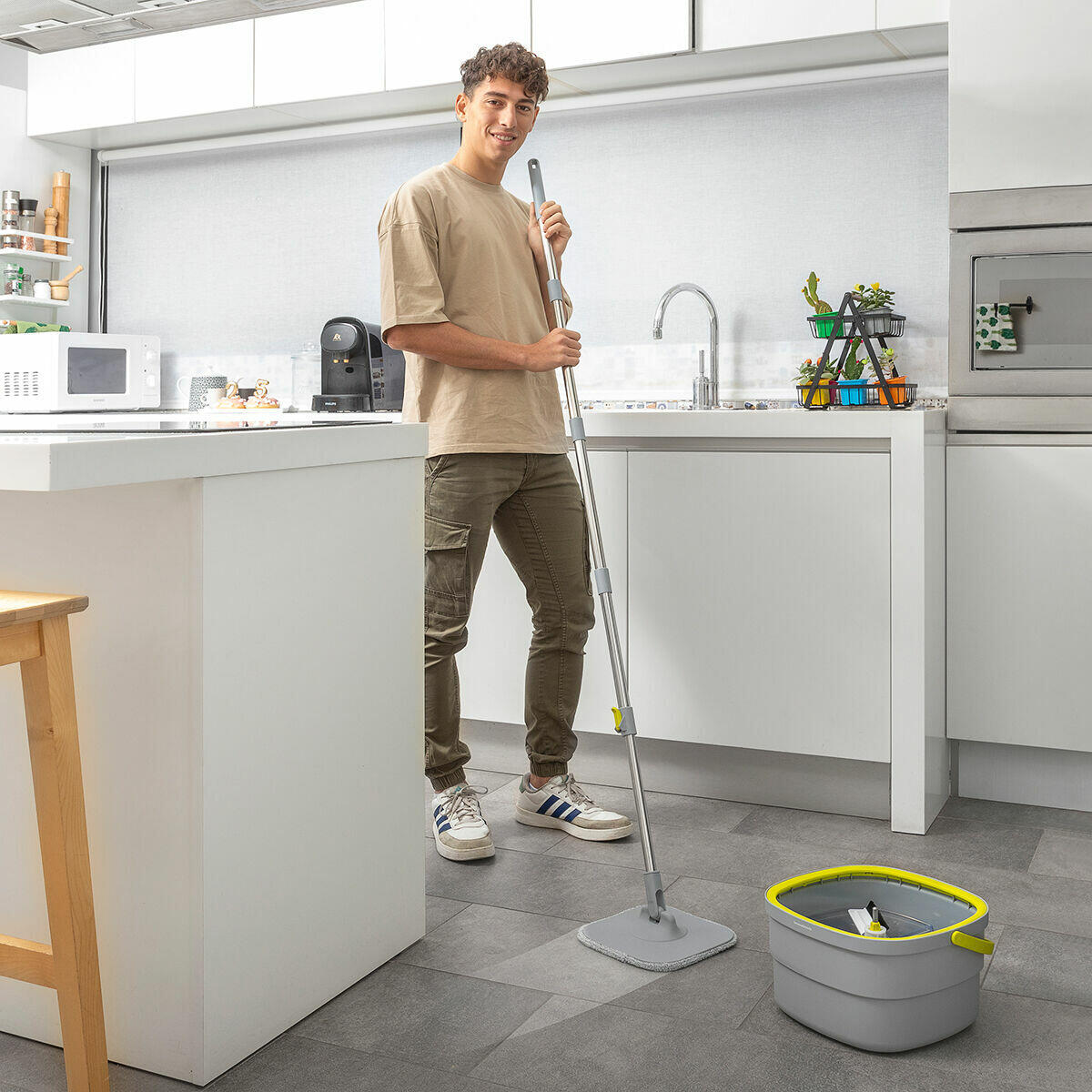 Mopa Giratoria con Autolimpieza y Cubo Separador Selimop